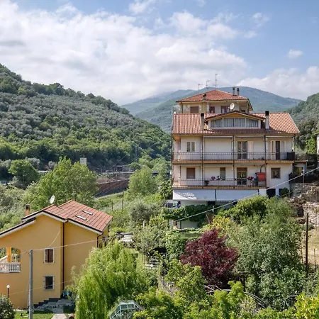 Casa Alassio Nyaraló Chiusavecchia