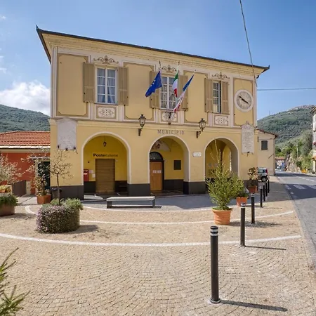 Casa Alassio Tatil Evi *